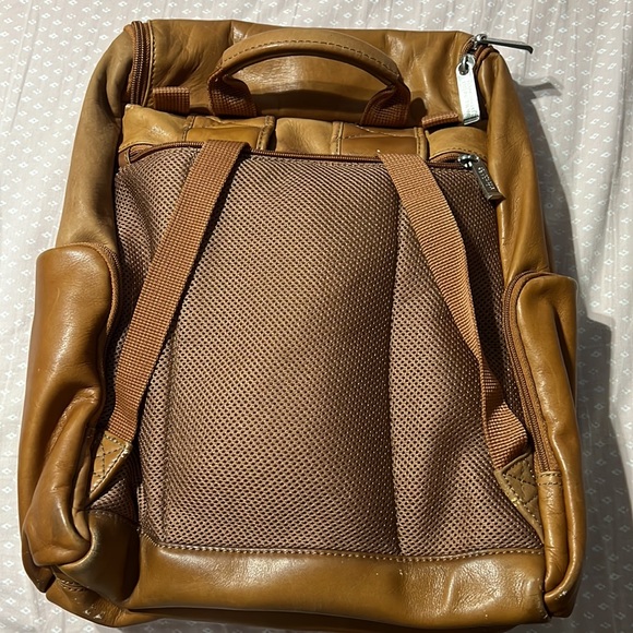 Kenneth Cole reaction backpack - Picture 4 of 11